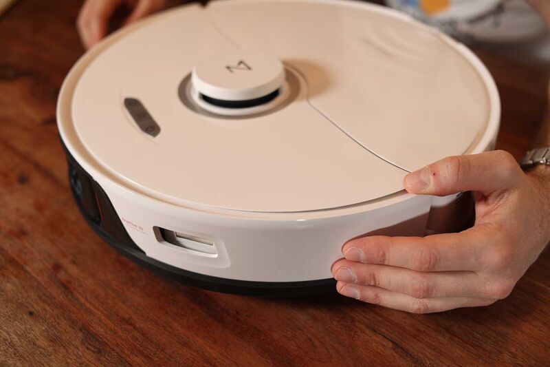 Roborock S8 Pro Ultra top view